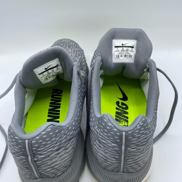 Nike Zoom Winflo 5 Shoes Running Training Sneakers AV8011-011, Men's Size 11 - Picture 4 of 13